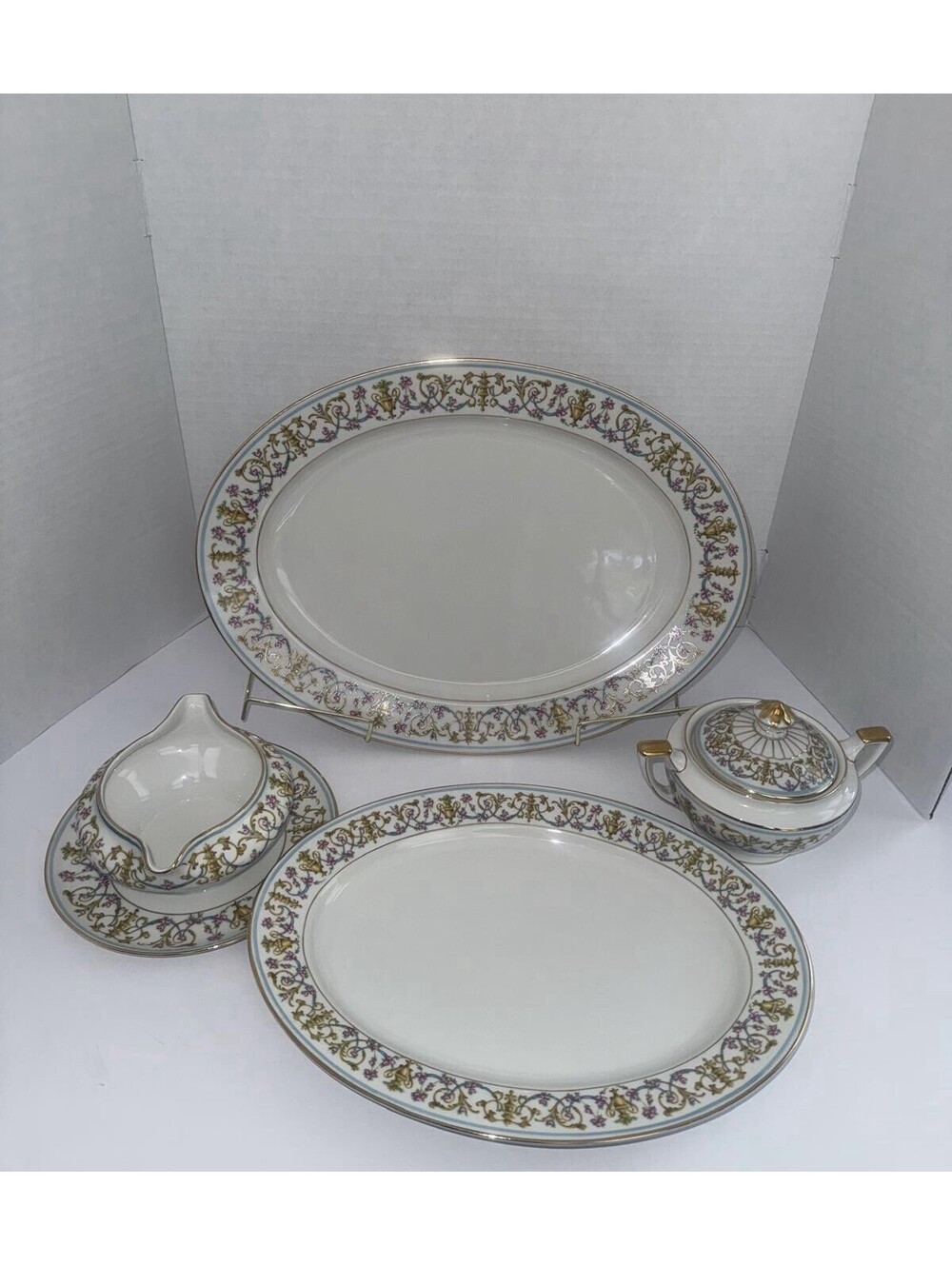 Vintage Heinrich H&C “Rococco” Porcelain Tableware Collection – Bavaria, Selb